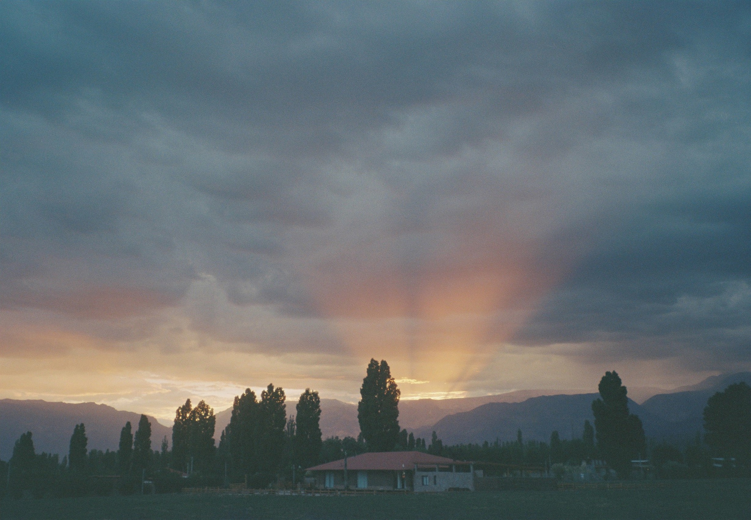 Un atardecer en Uspallata, Mendoza.